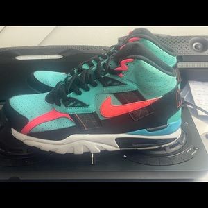 Bo Jackson size 10 mens still in very good shape …